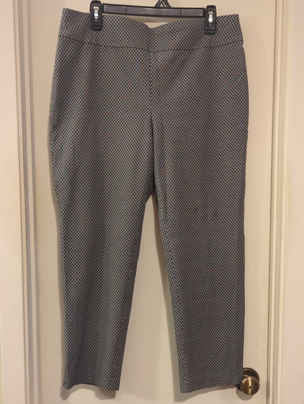 Chico's Navy and White Cropped Geometric Ponte Pants